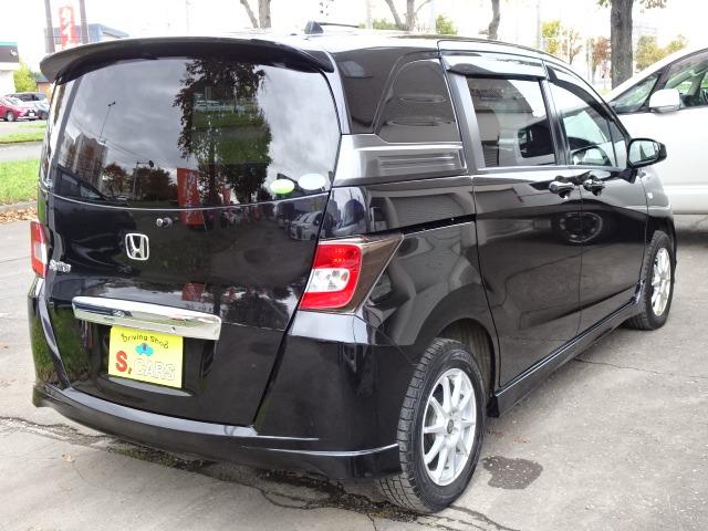 HONDA FREED SPIKE G AERO