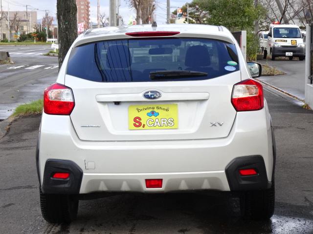 ＸＶ ２．０ｉ－Ｌ　アイサイト　事故無し　保証１年　４ＷＤ　アイサイト　ナビ　地デジ　バックカメラ　プッシュスタート　スマートキー　純正ＨＩＤ　ＥＴＣ　アイドリングストップ　リヤフォグ　前席パワーシート　１７インチアルミホイール（12枚目）