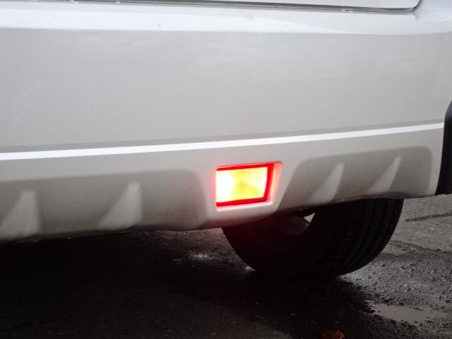 ＸＶ ２．０ｉ－Ｌ　アイサイト　事故無し　保証１年　４ＷＤ　アイサイト　ナビ　地デジ　バックカメラ　プッシュスタート　スマートキー　純正ＨＩＤ　ＥＴＣ　アイドリングストップ　リヤフォグ　前席パワーシート　１７インチアルミホイール（22枚目）