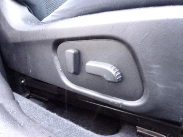 ＸＶ ２．０ｉ－Ｌ　アイサイト　事故無し　保証１年　４ＷＤ　アイサイト　ナビ　地デジ　バックカメラ　プッシュスタート　スマートキー　純正ＨＩＤ　ＥＴＣ　アイドリングストップ　リヤフォグ　前席パワーシート　１７インチアルミホイール（45枚目）