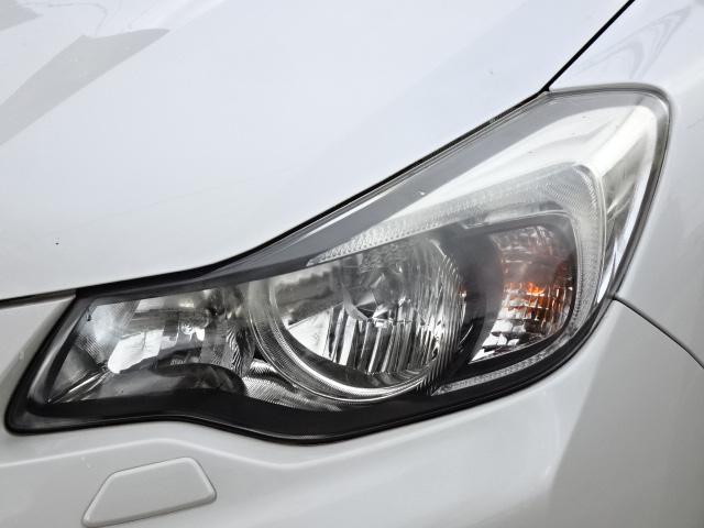 ＸＶ ２．０ｉ－Ｌ　アイサイト　事故無し　保証１年　４ＷＤ　アイサイト　ナビ　地デジ　バックカメラ　プッシュスタート　スマートキー　純正ＨＩＤ　ＥＴＣ　アイドリングストップ　リヤフォグ　前席パワーシート　１７インチアルミホイール（52枚目）