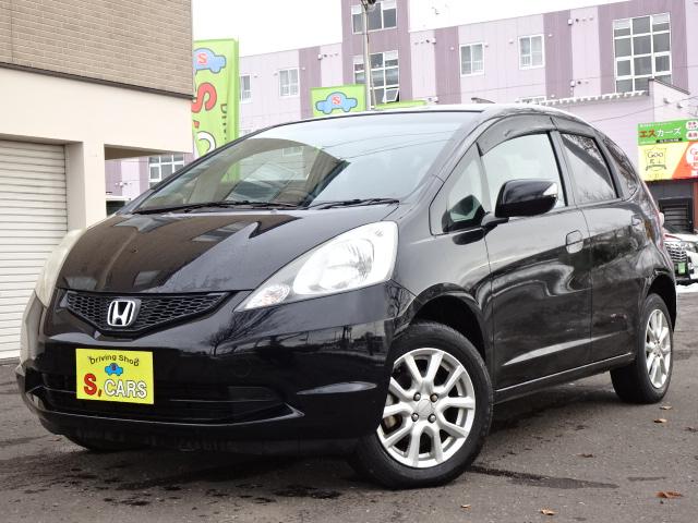 フィット Ｇスマートセレクション　事故無し　４ＷＤ　社外ＣＤ　社外エンジンスターター　スマートキー　ＥＴＣ　ウインカーミラー　１５インチアルミホイール　デアイサー（16枚目）