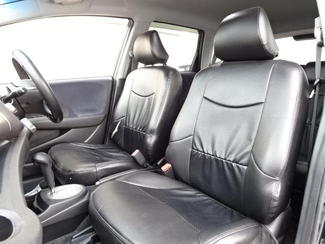 フィット Ｇスマートセレクション　事故無し　４ＷＤ　社外ＣＤ　社外エンジンスターター　スマートキー　ＥＴＣ　ウインカーミラー　１５インチアルミホイール　デアイサー（29枚目）