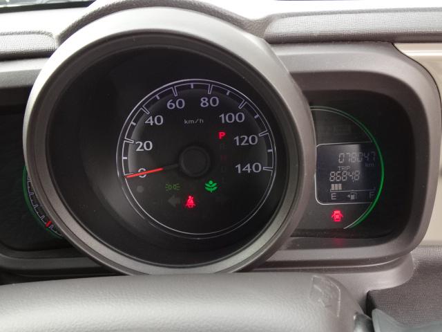 N-ONE G 事故無し 保証1年 4WD プッシュスタート スマートキー 純正HID ミラーヒーター アイドリングストップ トラクションコントロール オートエアコン 車検新規2年 冬タイヤ装着済み(26枚目)