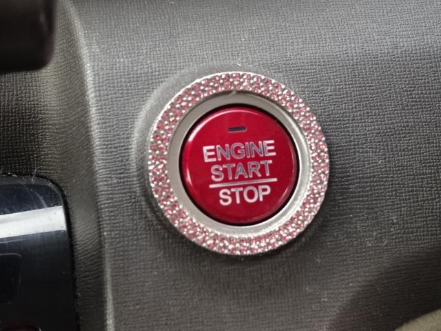 N-ONE G 事故無し 保証1年 4WD プッシュスタート スマートキー 純正HID ミラーヒーター アイドリングストップ トラクションコントロール オートエアコン 車検新規2年 冬タイヤ装着済み(29枚目)