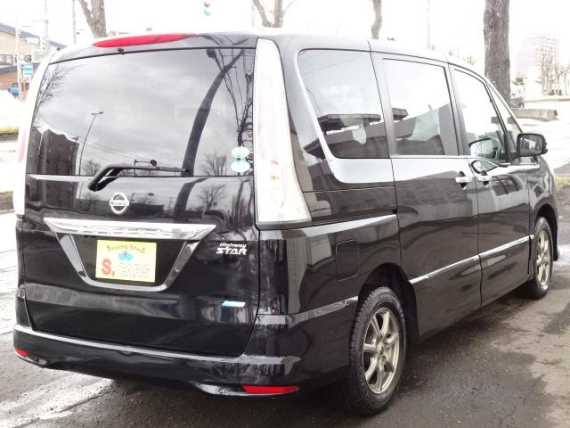 セレナ ハイウェイスター　Ｖセレクション　事故無　保証１年　４ＷＤ　両側パワースライドドア　バックカメラ　純正エンジンスターター　インテリキー２本　アイドリングストップ　ＥＴＣ　純正ＨＩＤ　車検新規２年付　１５インチアルミホイール（14枚目）
