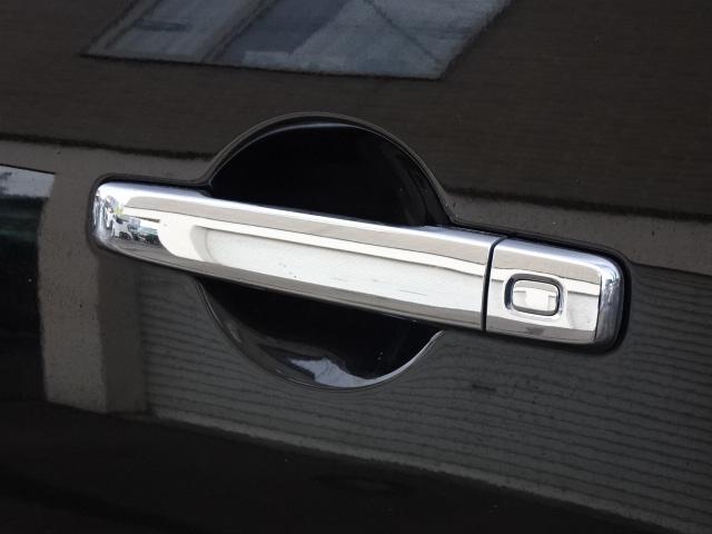 セレナ ハイウェイスター　Ｖセレクション　事故無　保証１年　４ＷＤ　両側パワースライドドア　バックカメラ　純正エンジンスターター　インテリキー２本　アイドリングストップ　ＥＴＣ　純正ＨＩＤ　車検新規２年付　１５インチアルミホイール（22枚目）