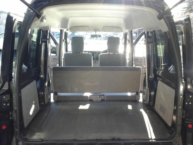 NV100クリッパーバン DX 貨物 4WD AT 両側スライドドア 2WD-4WD切り替え式 カーラジオ キーレス 13インチ冬タイヤ 保証付 磨きコーティング(12枚目)