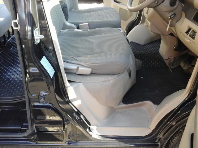 NV100クリッパーバン DX 貨物 4WD AT 両側スライドドア 2WD-4WD切り替え式 カーラジオ キーレス 13インチ冬タイヤ 保証付 磨きコーティング(14枚目)