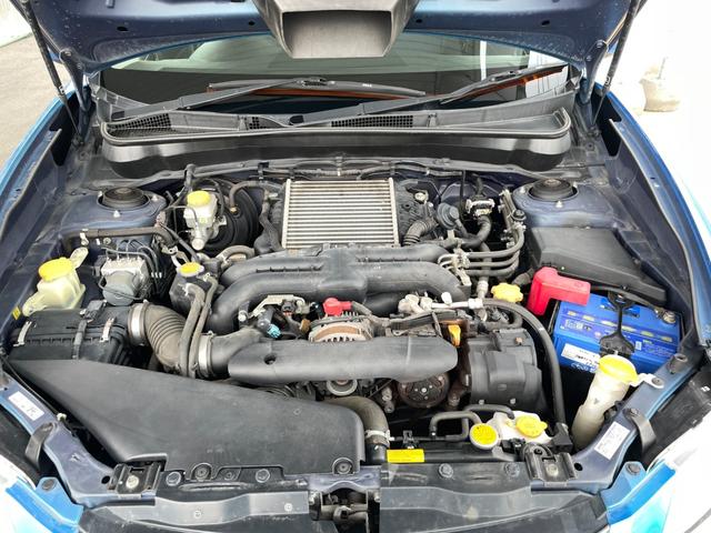 エクシーガ ２．０ＧＴ　４ＷＤ　ターボ　プッシュスタート　ＨＤＤナビ　バックカメラ　オートクルーズコントロール　ＨＩＤ　ＳＩドライブ　電動格納ミラー　３列シート　フルフラット　ハーフレザーパワーシート　ＡＴ　アルミホイール（6枚目）
