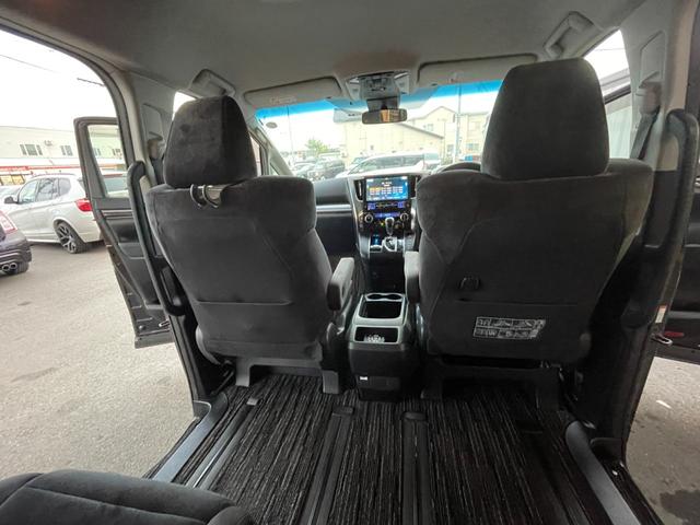 アルファード ２．５Ｓ　４ＷＤ　トヨタセーフティセンス　純正エンジンスターター　両側電動スライドドア　ＬＥＤヘッドライト　アルパインナビＥＸ１１Ｚ　ＣＤ／ＤＶＤ／ＴＶ／Ｂｌｕｔｏｏｔｈ／Ｂカメラ　ビルトインＥＴＣ　クルコン（40枚目）