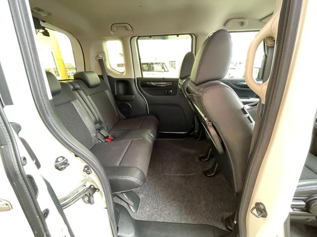 Ｎ－ＢＯＸカスタム Ｇ　ターボＳＳブラックスタイルパッケージ　４ＷＤ　ターボ　安心パッケージ　低速域衝突軽減ブレーキ／誤発進抑制機能　オートリトラミラー　両側電動スライドドア純正ナビＣＤ／ＤＶＤ／ＴＶ／Ｂｌｕｔｏｏｔｈ／Ｂカメラ／ＥＴＣ　シートヒーター（23枚目）