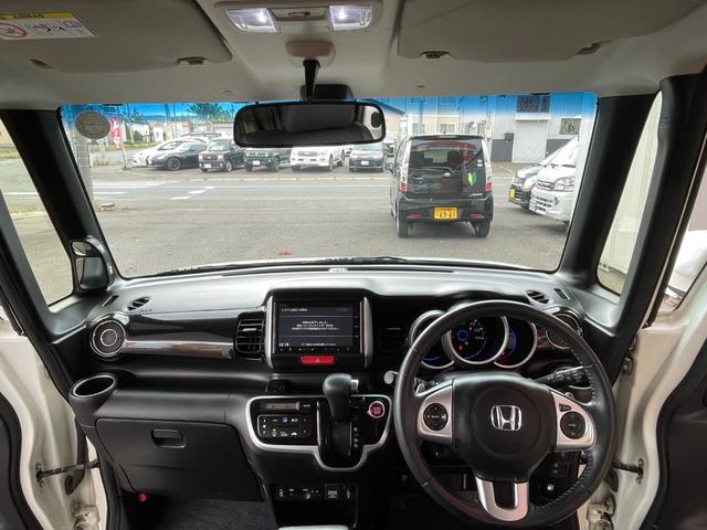Ｎ－ＢＯＸカスタム Ｇ　ターボＳＳブラックスタイルパッケージ　４ＷＤ　ターボ　安心パッケージ　低速域衝突軽減ブレーキ／誤発進抑制機能　オートリトラミラー　両側電動スライドドア純正ナビＣＤ／ＤＶＤ／ＴＶ／Ｂｌｕｔｏｏｔｈ／Ｂカメラ／ＥＴＣ　シートヒーター（41枚目）