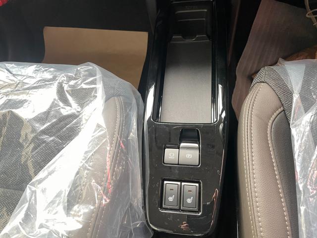 クロスビー ハイブリッドMZ 4WD 新型クロスビー 登録済未使用車 アップグレードパッケージ 全方位モニタ付きナビ スズキセーフティ スズキコネクト対応通信機(17枚目)