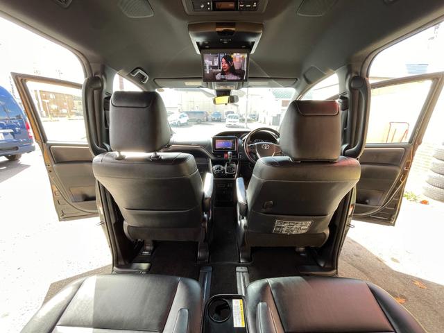 エスクァイア Gi ブラックテーラード 4WD ワンオーナー 社外ナビ CD/DVD/TV/Blutooth/Bカメラ 10型フリップダウンモニター プリクラッシュセーフティ レーンディパーチャーアラート クルコン オートマチックハイビーム(40枚目)