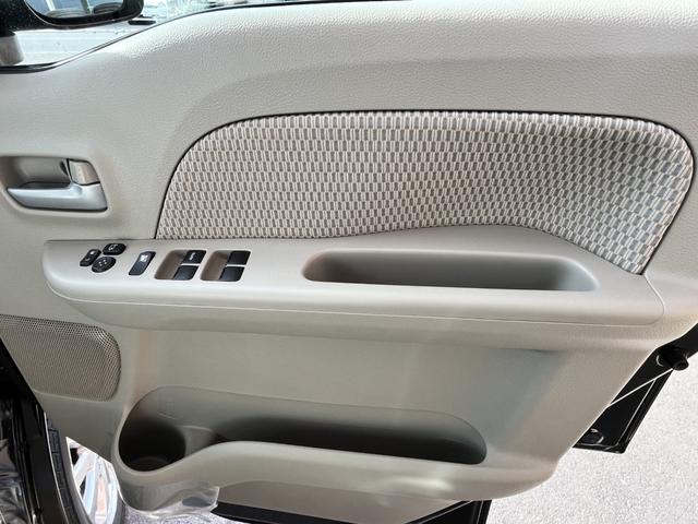 エブリイワゴン ＰＺターボ　登録済未使用車　衝突被害軽減ブレーキ　ハイルーフ　バックアイカメラ付ディスプレーオーディオ　片側電動スライドドア　ＬＥＤヘッドライト　レーンアシスト　シートヒーター　電動格納ミラー　オートライト（18枚目）