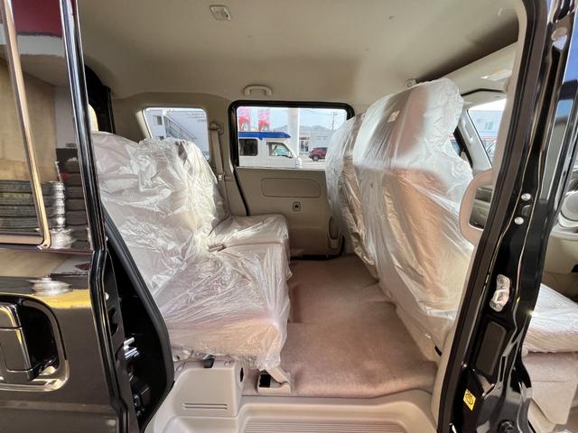 エブリイワゴン ＰＺターボ　登録済未使用車　衝突被害軽減ブレーキ　ハイルーフ　バックアイカメラ付ディスプレーオーディオ　片側電動スライドドア　ＬＥＤヘッドライト　レーンアシスト　シートヒーター　電動格納ミラー　オートライト（21枚目）