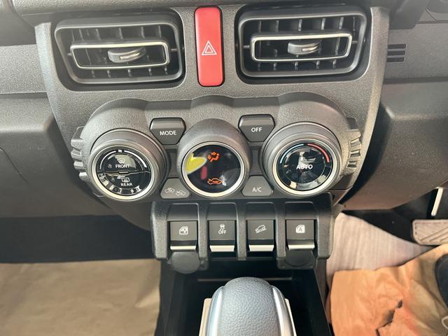 ジムニー ＸＣ　届出済未使用車　４ＷＤ　スズキセーフティサポート　オートクルーズコントロール　ＬＥＤヘッドライト　スマートキー　シートヒーター　アイドリングストップ（11枚目）