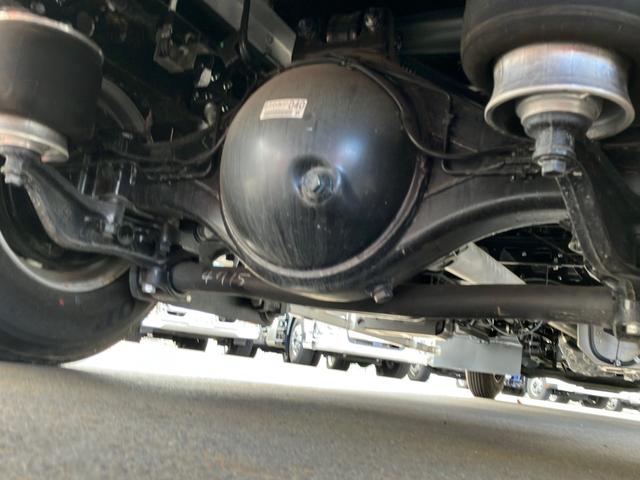 フォワード 日本フルハーフアルミウイング リアエアサス ラッシングレール2段 セイコラック2個 引き出しフック10個 ベッド付 ワイドロングボディ(15枚目)