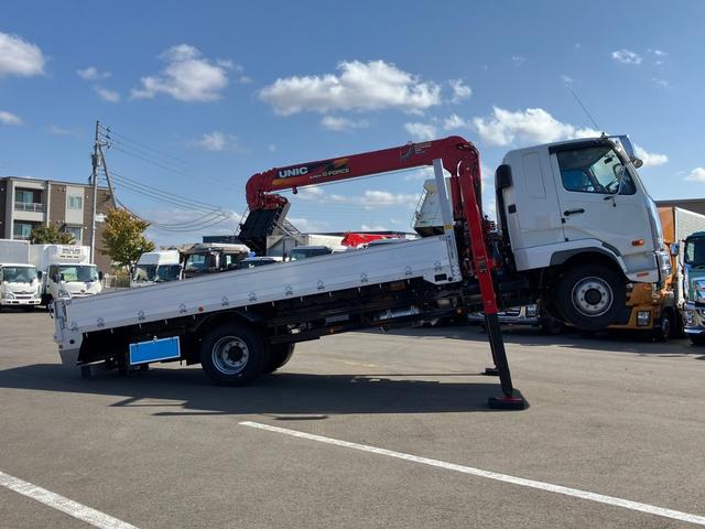 ファイター 　パブコセルフクレーン　ユニック４段（２．９３ｔ）ＵＲＧ３４４ＡＨＲＡ１　ラジコン　フックイン　警報型　前方格納　アウトリガー差し違い　アルミブロック　ベッド付　増トン　ワイドロングボディ（6枚目）