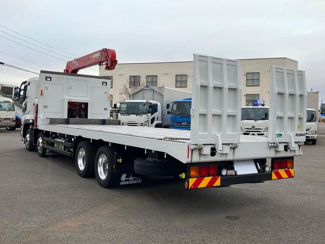 スーパーグレート 　花見台クレーン付セーフティローダー　ユニック４段（２．９３ｔ）　ラジコン　フックイン　警報型　一般仕様　自動あゆみ付　ウィンチ　床フック１２個　スタンション穴２個　アルミホイール　８×４　３９４馬力（4枚目）