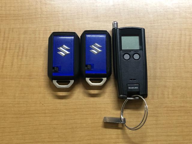 スペーシアカスタム 　夏冬タイヤ付き　純正８インチナビ　フルセグ　Ｂｌｕｅｔｏｏｔｈ　全方位カメラ　両側パワースライドドア　前席シートヒーター　純正エンジンスターター　デュアルセンサーブレーキサポート　車線逸脱　横滑り防止（62枚目）