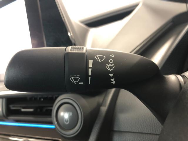 プリウス Ｇ　４ＷＤ　夏冬タイヤ　寒冷地仕様　８インチ純正ディスプレイオーディオ　フルセグ　Ｂｌｕｅｔｏｏｔｈ　バックカメラ　前後ドライブレコーダー　ＥＴＣ２．０　前席シートヒーター　クルコン　アンビエントライト（23枚目）