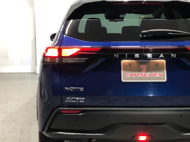 ノート 4WD 全方位カメラ 9インチ純正ナビ デジタルインナーミラー オーテック専用AW レザーシート ワイヤレス充電 ブラインドスポットモニター ETC エマージェンシーブレーキ シートヒーター(13枚目)
