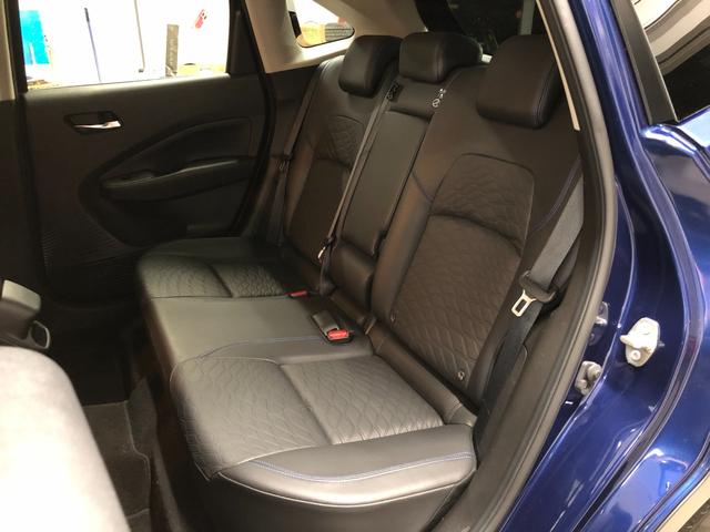 ノート 4WD 全方位カメラ 9インチ純正ナビ デジタルインナーミラー オーテック専用AW レザーシート ワイヤレス充電 ブラインドスポットモニター ETC エマージェンシーブレーキ シートヒーター(49枚目)