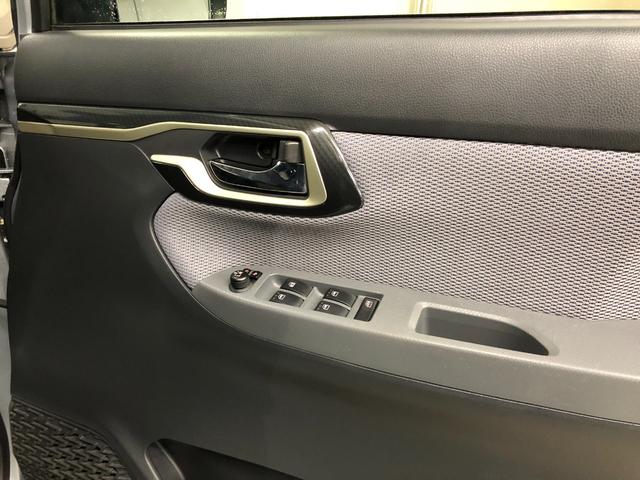 ムーヴ カスタムRS 20thアニバサリーゴールドED SAII 4WD 特別仕様車 寒冷地仕様 ターボ車 エンジンスターター 社外ナビ フルセグ バックカメラ Bluetooth シートヒーター ベンチシート LEDヘッドライト ETC 専用純正15アルミホイール(31枚目)