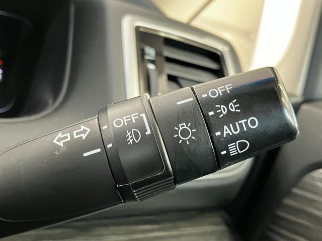 オデッセイ アブソルート・Ｘホンダセンシング　４ＷＤ　純正８インチナビ　純正リアフリップダウンモニター　純正エンスタ　ホンダセンシング　寒冷地仕様　パワーシート　ハーフレザーシート　両側電動スライドドア　Ｂカメラ　ビルトインＥＴＣ　ＬＥＤ（22枚目）