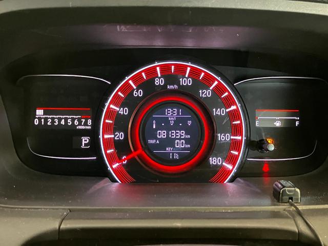 オデッセイ アブソルート・Ｘホンダセンシング　４ＷＤ　純正８インチナビ　純正リアフリップダウンモニター　純正エンスタ　ホンダセンシング　寒冷地仕様　パワーシート　ハーフレザーシート　両側電動スライドドア　Ｂカメラ　ビルトインＥＴＣ　ＬＥＤ（23枚目）