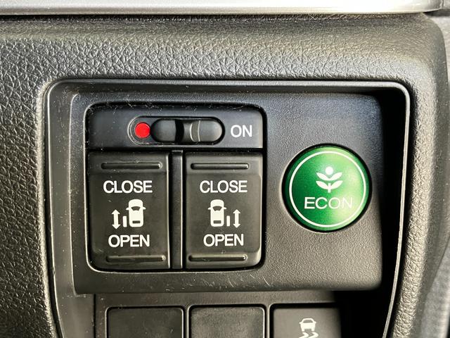 オデッセイ アブソルート・Ｘホンダセンシング　４ＷＤ　純正８インチナビ　純正リアフリップダウンモニター　純正エンスタ　ホンダセンシング　寒冷地仕様　パワーシート　ハーフレザーシート　両側電動スライドドア　Ｂカメラ　ビルトインＥＴＣ　ＬＥＤ（33枚目）