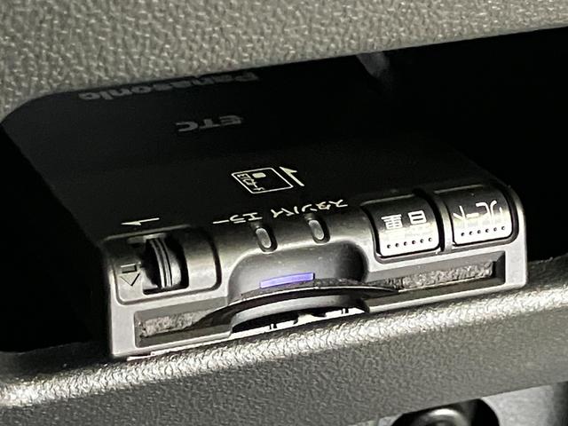 タント カスタムＲＳ　スマートセレクションＳＡ　４ＷＤ　寒冷地仕様　純正ナビ　フリップダウンモニター　両側パワースライドドア　バックカメラ　フルセグテレビ　Ｂｌｕｅｔｏｏｔｈ　ＥＴＣ　衝突軽減ブレーキ（34枚目）