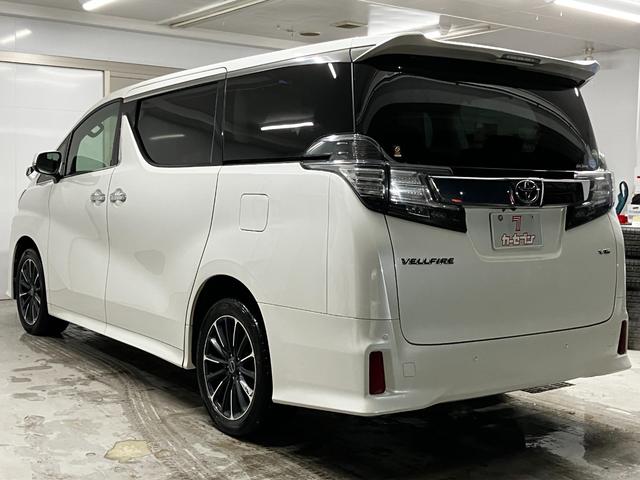 ヴェルファイア ３．５ＺＡ　Ｇエディション　４ＷＤ　夏冬タイヤ　フリップダウンモニター　後席電動シート　両側パワースライドドア　純正ナビ　バックカメラ　ＥＴＣ　Ｂｌｕｅｔｏｏｔｈ　フルセグ　クルーズコントロール　ステアリングヒーター（7枚目）