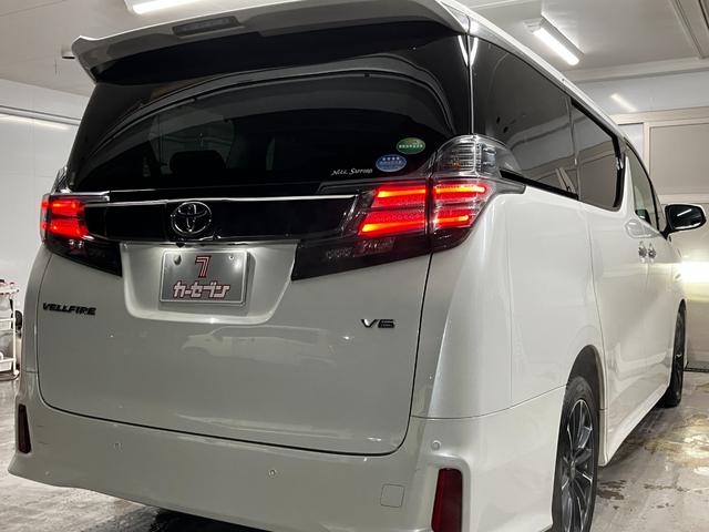 ヴェルファイア ３．５ＺＡ　Ｇエディション　４ＷＤ　夏冬タイヤ　フリップダウンモニター　後席電動シート　両側パワースライドドア　純正ナビ　バックカメラ　ＥＴＣ　Ｂｌｕｅｔｏｏｔｈ　フルセグ　クルーズコントロール　ステアリングヒーター（10枚目）