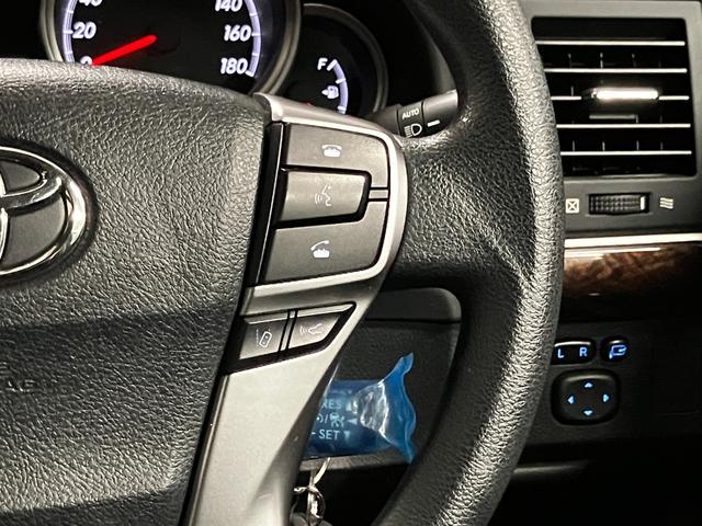 マークＸ ２５０Ｇ　Ｆｏｕｒ　Ｆパッケージ　４ＷＤ　寒冷地仕様　社外ナビ　バックカメラ　Ｂｌｕｅｔｏｏｔｈ　クルーズコントロール　ＥＴＣ　ＨＩＤヘッドライト　ミラーヒーター　レーンキープアシスト　プリクラッシュセーフティ　走行モード制御スイッチ（17枚目）