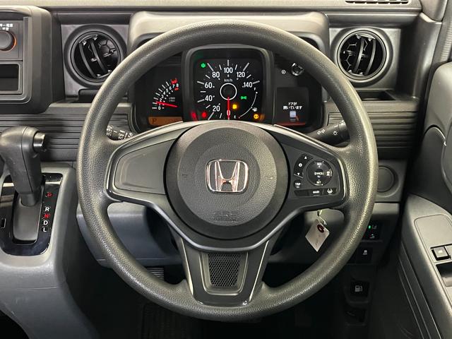 Ｎ－ＶＡＮ 　４ＷＤ　本州仕入れ　ホンダセンシング　アダプティブクルーズコントロール　アクセサリーソケット　車線逸脱防止システム　横滑り防止　ピラーレス構造　スライドドア　センタータンクレイアウト　低床フルフラット（15枚目）