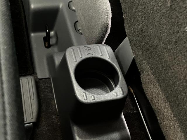 Ｎ－ＶＡＮ 　４ＷＤ　本州仕入れ　ホンダセンシング　アダプティブクルーズコントロール　アクセサリーソケット　車線逸脱防止システム　横滑り防止　ピラーレス構造　スライドドア　センタータンクレイアウト　低床フルフラット（28枚目）