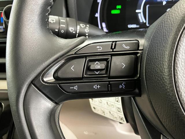 シエンタ ハイブリッドＺ　４ＷＤ　夏冬タイヤ付き　夏モデリスタホイール　１０．５インチ純正ナビ　全方位カメラ　トヨタセーフティ―センス　寒冷地仕様　前席シートヒーター　ステアリングヒーター　両側電動スライドドア　前後ドラレコ（17枚目）