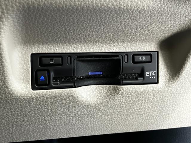 シエンタ ハイブリッドＺ　４ＷＤ　夏冬タイヤ付き　夏モデリスタホイール　１０．５インチ純正ナビ　全方位カメラ　トヨタセーフティ―センス　寒冷地仕様　前席シートヒーター　ステアリングヒーター　両側電動スライドドア　前後ドラレコ（33枚目）