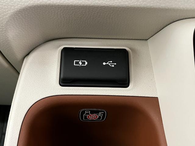 シエンタ ハイブリッドＺ　４ＷＤ　夏冬タイヤ付き　夏モデリスタホイール　１０．５インチ純正ナビ　全方位カメラ　トヨタセーフティ―センス　寒冷地仕様　前席シートヒーター　ステアリングヒーター　両側電動スライドドア　前後ドラレコ（37枚目）