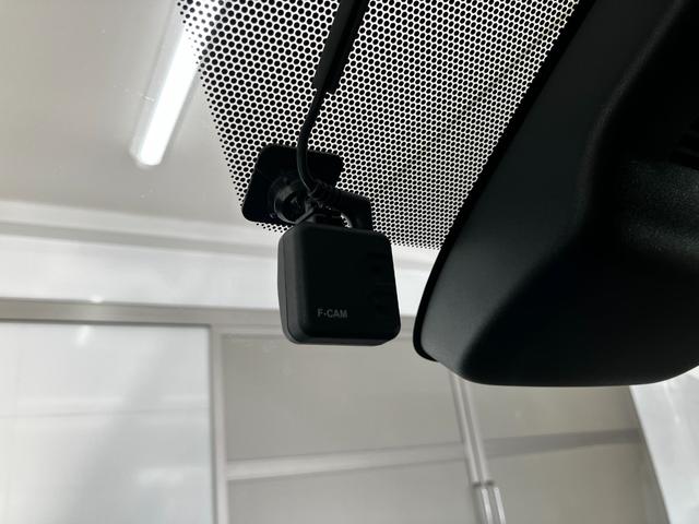 シエンタ ハイブリッドＺ　４ＷＤ　夏冬タイヤ付き　夏モデリスタホイール　１０．５インチ純正ナビ　全方位カメラ　トヨタセーフティ―センス　寒冷地仕様　前席シートヒーター　ステアリングヒーター　両側電動スライドドア　前後ドラレコ（39枚目）