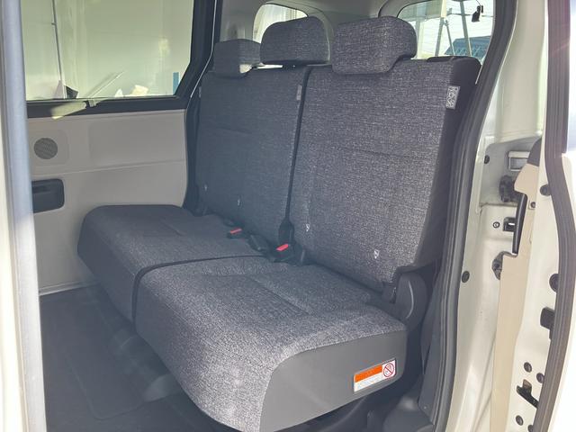 シエンタ ハイブリッドＺ　４ＷＤ　夏冬タイヤ付き　夏モデリスタホイール　１０．５インチ純正ナビ　全方位カメラ　トヨタセーフティ―センス　寒冷地仕様　前席シートヒーター　ステアリングヒーター　両側電動スライドドア　前後ドラレコ（49枚目）