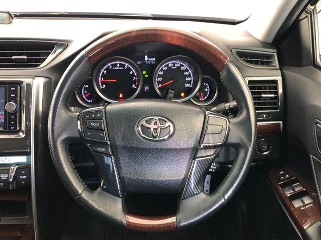 マークＸ プレミアム　Ｆｏｕｒ　４ＷＤ　寒冷地仕様　純正エンジンスターター　社外ＳＤナビ　フルセグ　バックカメラ　Ｂｌｕｅｔｏｏｔｈ　ドライブレコーダー　前席シートヒーター　クルーズコントロール　社外１８インチホイール　ＨＩＤライト（15枚目）