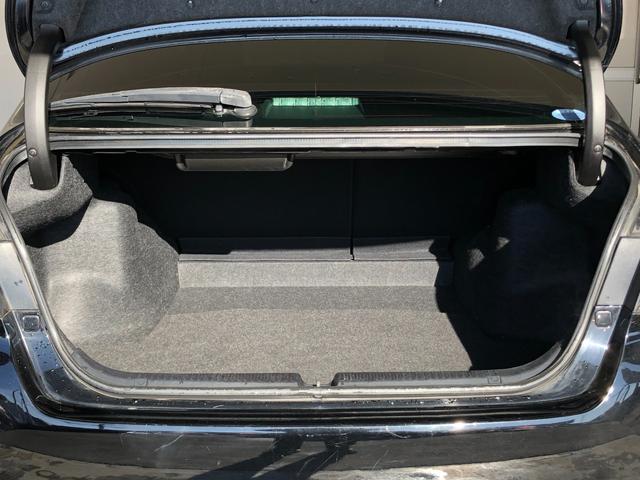 マークＸ プレミアム　Ｆｏｕｒ　４ＷＤ　寒冷地仕様　純正エンジンスターター　社外ＳＤナビ　フルセグ　バックカメラ　Ｂｌｕｅｔｏｏｔｈ　ドライブレコーダー　前席シートヒーター　クルーズコントロール　社外１８インチホイール　ＨＩＤライト（42枚目）