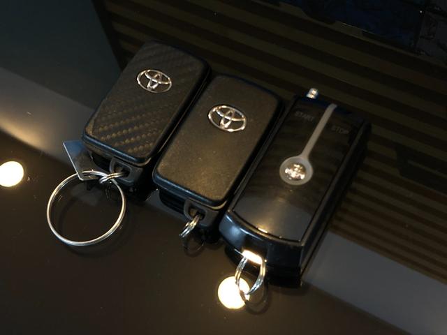 マークＸ プレミアム　Ｆｏｕｒ　４ＷＤ　寒冷地仕様　純正エンジンスターター　社外ＳＤナビ　フルセグ　バックカメラ　Ｂｌｕｅｔｏｏｔｈ　ドライブレコーダー　前席シートヒーター　クルーズコントロール　社外１８インチホイール　ＨＩＤライト（49枚目）