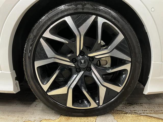 クラウンクロスオーバー ＲＳアドバンスド　４ＷＤ　モデリスタフルエアロ　モデリスタ２１インチＡＷ　サンルーフ　純正ナビ　パノラミックビューモニター　デジタルインナーミラー　アダプティブクルーズコントロール　ドライバーサポートパッケージ２（9枚目）