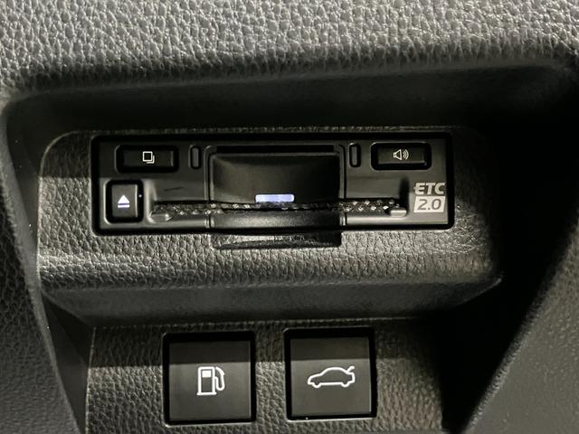 クラウンクロスオーバー ＲＳアドバンスド　４ＷＤ　モデリスタフルエアロ　モデリスタ２１インチＡＷ　サンルーフ　純正ナビ　パノラミックビューモニター　デジタルインナーミラー　アダプティブクルーズコントロール　ドライバーサポートパッケージ２（32枚目）