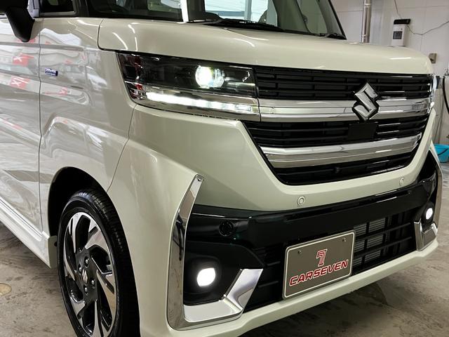 スペーシアカスタム ハイブリッドＸＳ　４ＷＤ　届出済未使用車　スズキセーフティー　スズキコネクト　全方位カメラ　９型ナビ　フルセグ　１５インチ純正ＡＷ　ＡｐｐｌｅＣａｒＰｌａｙ　ステアリングヒーター　電動パーキング　マルチユースフラップ（12枚目）